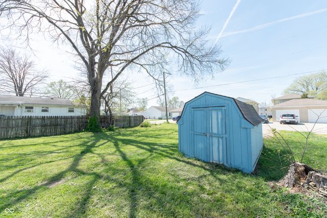 1420 Chestnut Street, Columbus, IN 47201