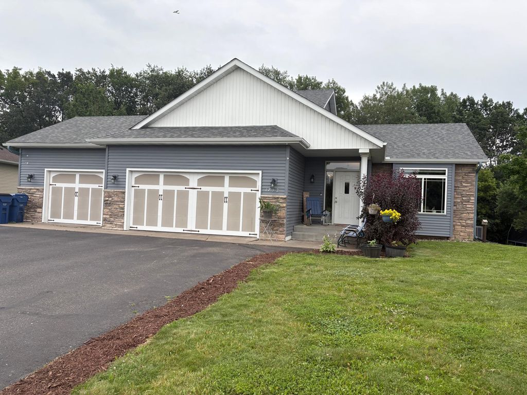 4732 4th Street Loop NE, Saint Cloud, MN 56304
