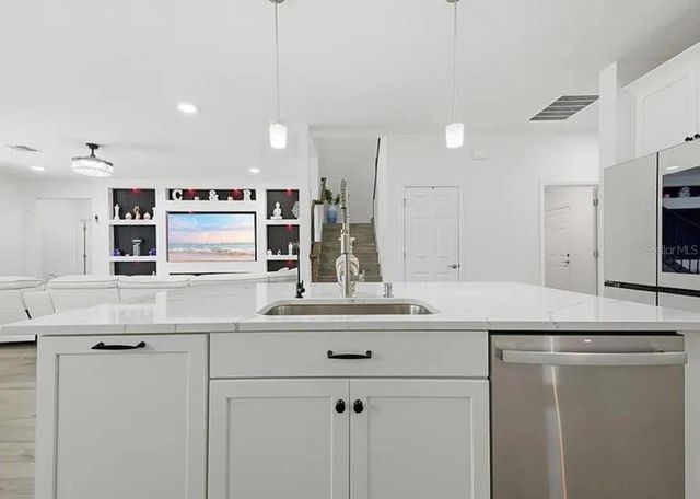 7792 NOTCHED PINE BEND, Wesley Chapel, FL 33545
