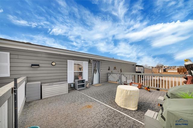 300 E MAIN ST, Hermosa, SD 57744