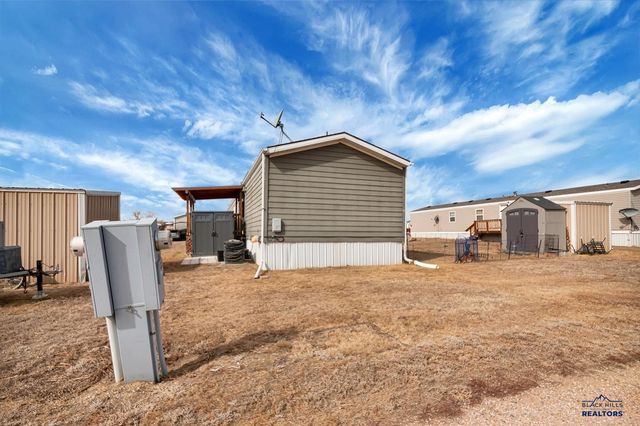 300 E MAIN ST, Hermosa, SD 57744