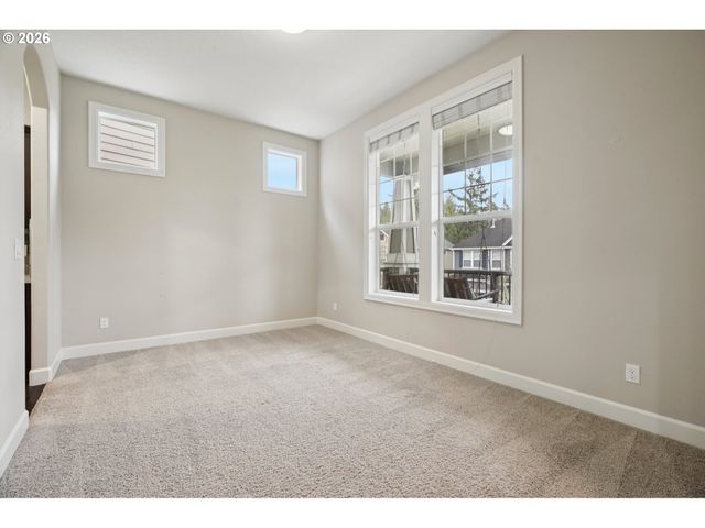 2409 Nw ARNOTT Ln, Portland, OR 97229