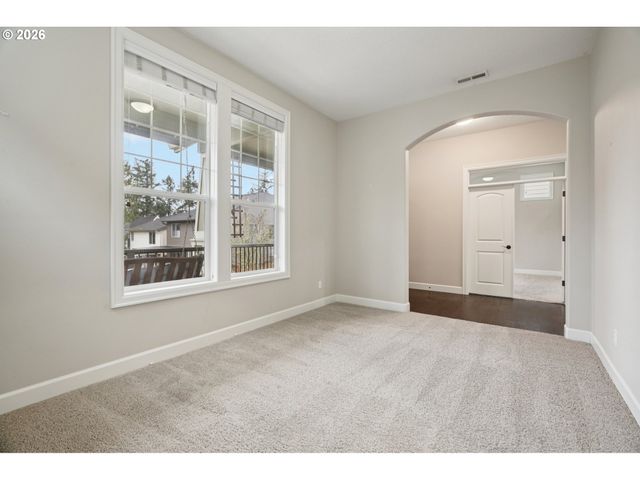 2409 Nw ARNOTT Ln, Portland, OR 97229