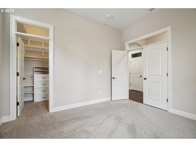 2409 Nw ARNOTT Ln, Portland, OR 97229