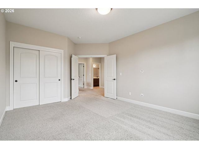 2409 Nw ARNOTT Ln, Portland, OR 97229