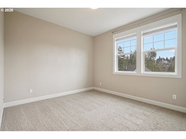 2409 Nw ARNOTT Ln, Portland, OR 97229