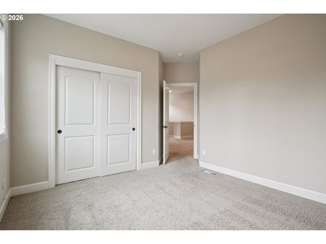 2409 Nw ARNOTT Ln, Portland, OR 97229