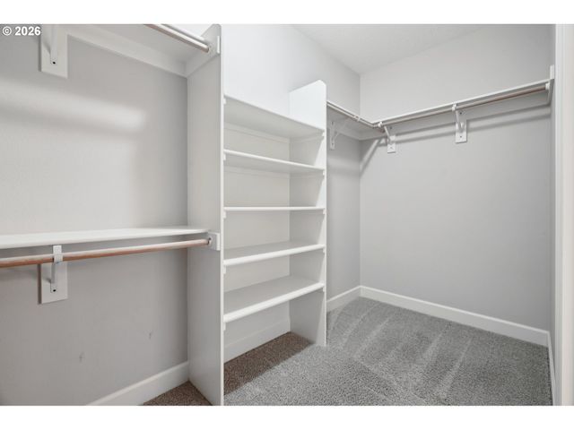 2409 Nw ARNOTT Ln, Portland, OR 97229