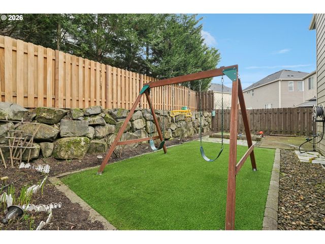 2409 Nw ARNOTT Ln, Portland, OR 97229