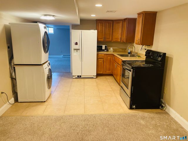 128 Forest Drive, Wethersfield, CT 06109