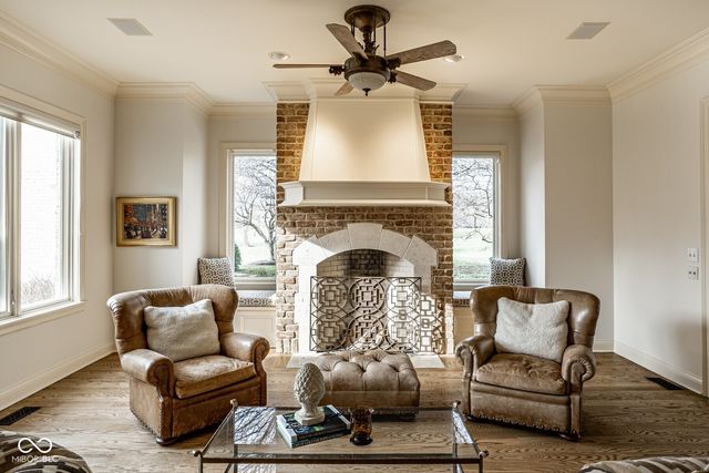 1140 Laurelwood, Carmel, IN 46032