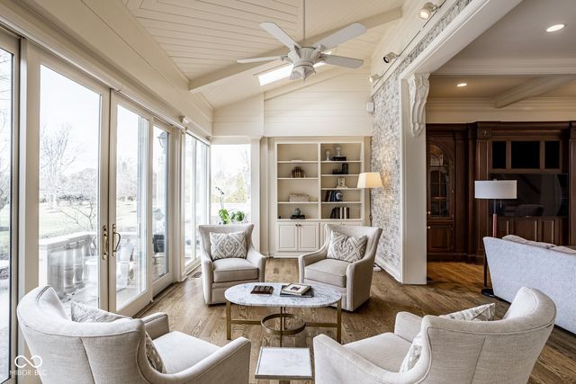 1140 Laurelwood, Carmel, IN 46032