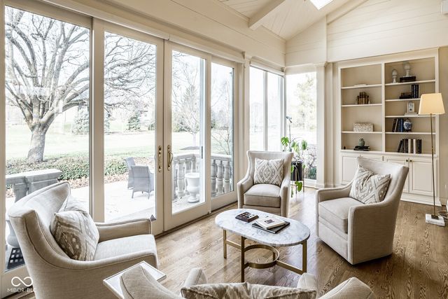 1140 Laurelwood, Carmel, IN 46032