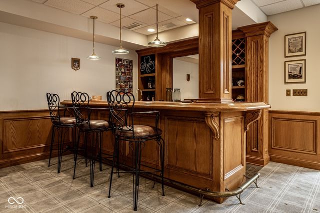 1140 Laurelwood, Carmel, IN 46032