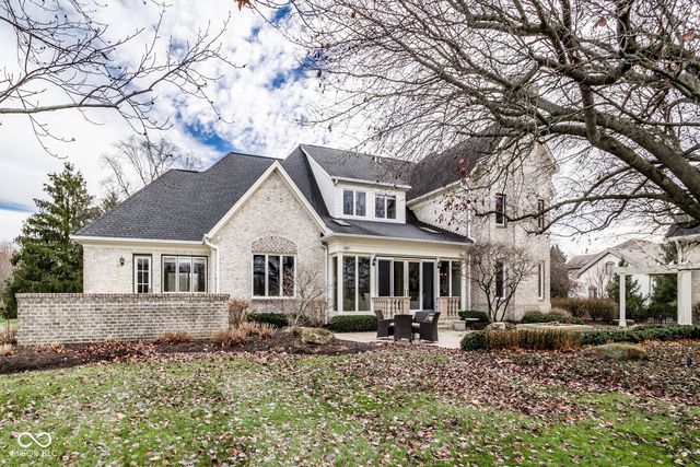 1140 Laurelwood, Carmel, IN 46032