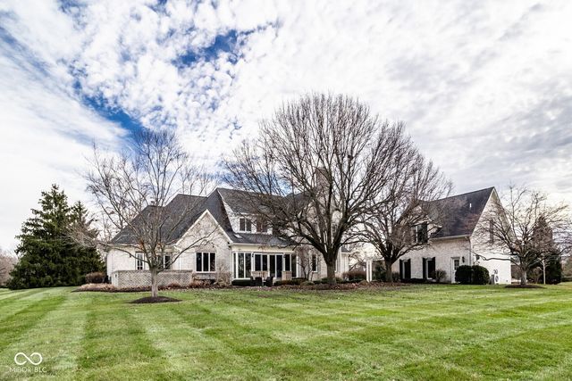 1140 Laurelwood, Carmel, IN 46032