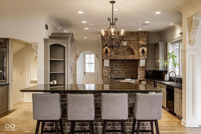 1140 Laurelwood, Carmel, IN 46032