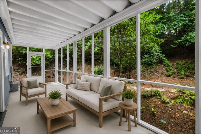 9005 Niblick Drive, Alpharetta, GA 30022