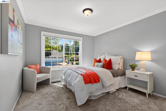 1768 Oro Valley Cir, Walnut Creek, CA 94596