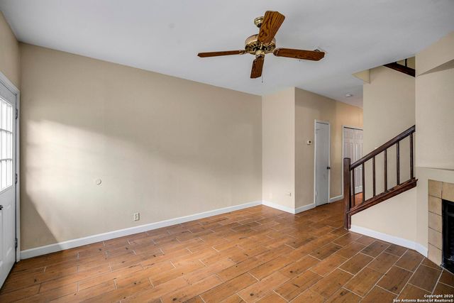 1803 Garys Park, San Antonio, TX 78247