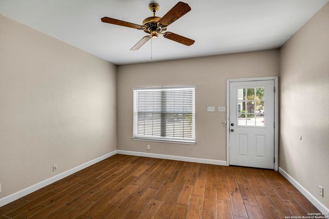 1803 Garys Park, San Antonio, TX 78247