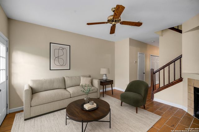 1803 Garys Park, San Antonio, TX 78247