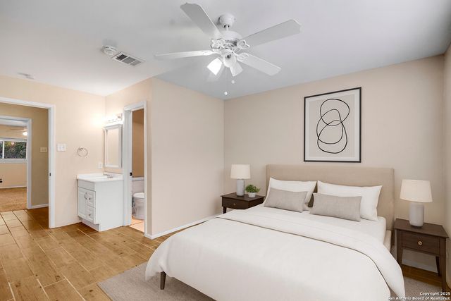 1803 Garys Park, San Antonio, TX 78247