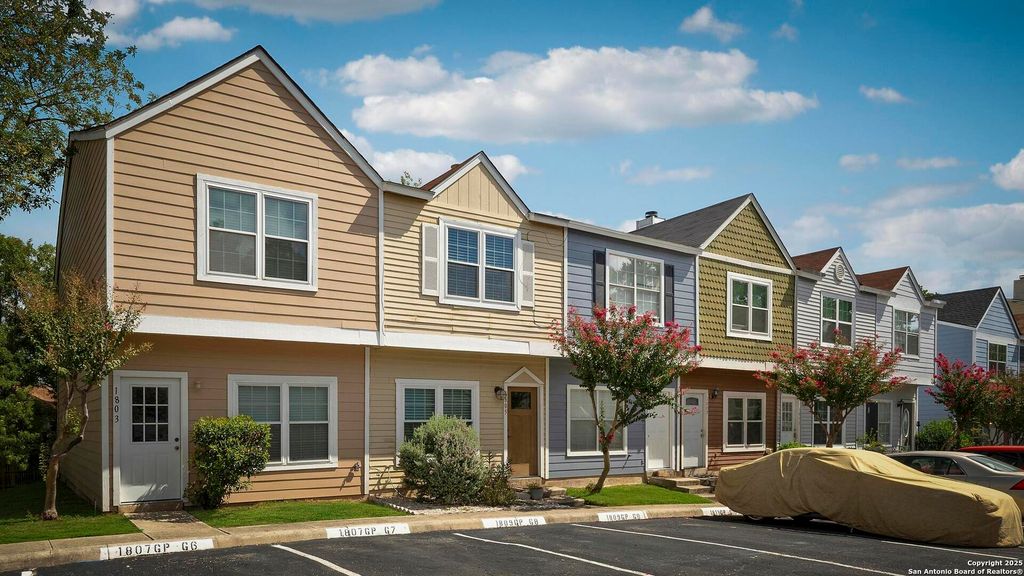 1803 Garys Park, San Antonio, TX 78247
