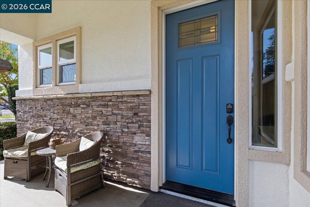 4871 Redwood Ave, Dublin, CA 94568