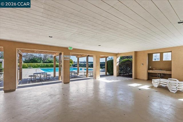 4871 Redwood Ave, Dublin, CA 94568