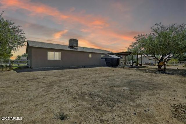 33066 N Brinlee Lane, San Tan Valley, AZ 85143