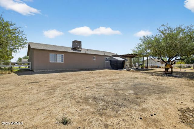 33066 N Brinlee Lane, San Tan Valley, AZ 85143