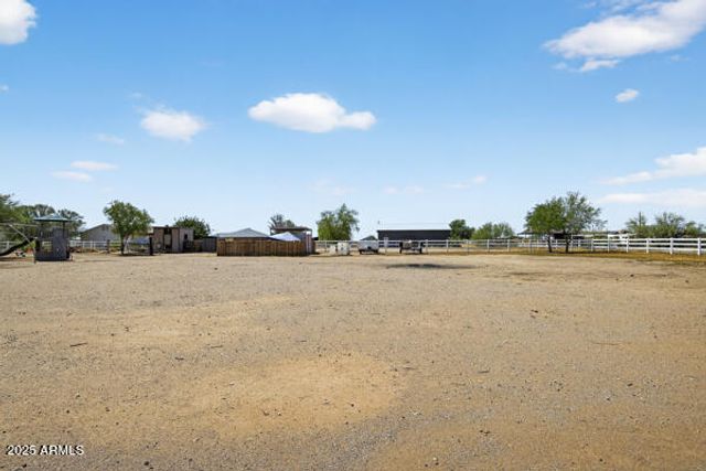 33066 N Brinlee Lane, San Tan Valley, AZ 85143