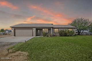 33066 N Brinlee Lane, San Tan Valley, AZ 85143
