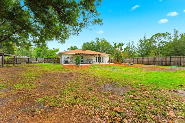 7202 SPRING VALLEY DRIVE, Tampa, FL 33615