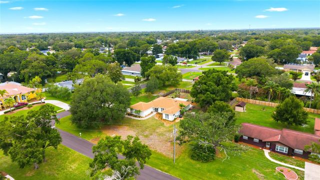 7202 SPRING VALLEY DRIVE, Tampa, FL 33615