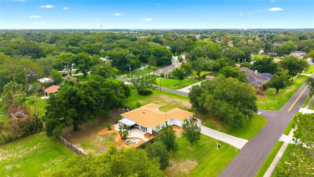 7202 SPRING VALLEY DRIVE, Tampa, FL 33615