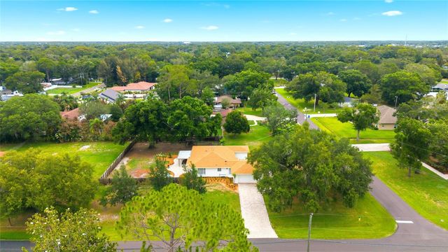 7202 SPRING VALLEY DRIVE, Tampa, FL 33615