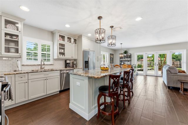 7202 SPRING VALLEY DRIVE, Tampa, FL 33615