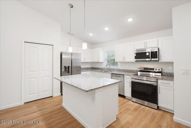 1286 Valencia Street SE, 16, Palm Bay, FL 32909