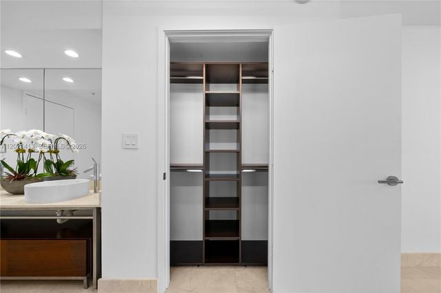 16275 Collins Ave 1703, Sunny Isles Beach, FL 33160