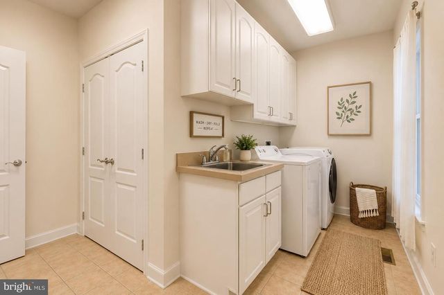 1489 BROADSTONE PL, Vienna, VA 22182