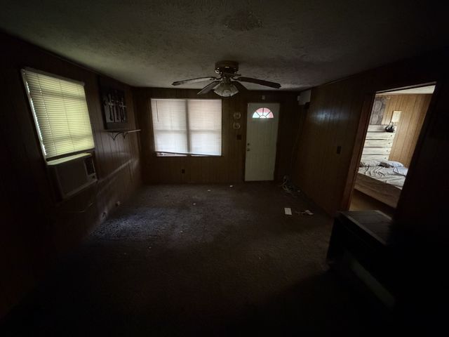 970 Yellow Creek Rd, Dickson, TN 37055