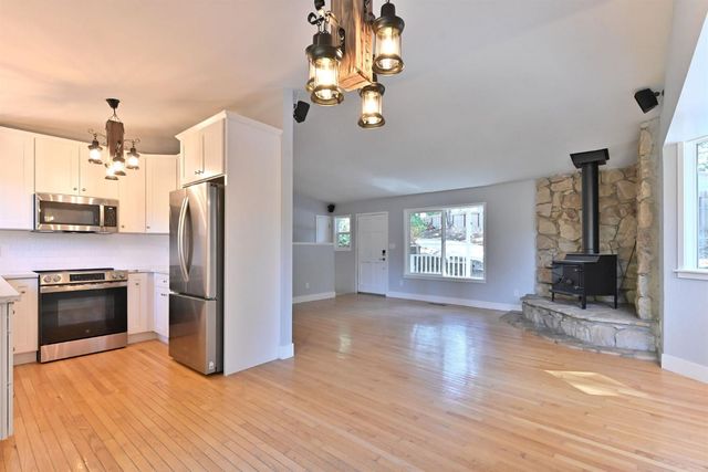 24291 Carson Dr, Pioneer, CA 95666