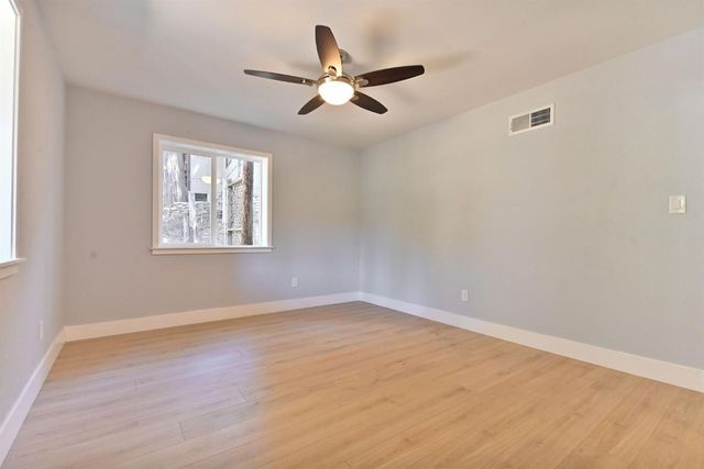 24291 Carson Dr, Pioneer, CA 95666