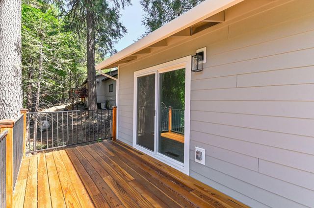 24291 Carson Dr, Pioneer, CA 95666