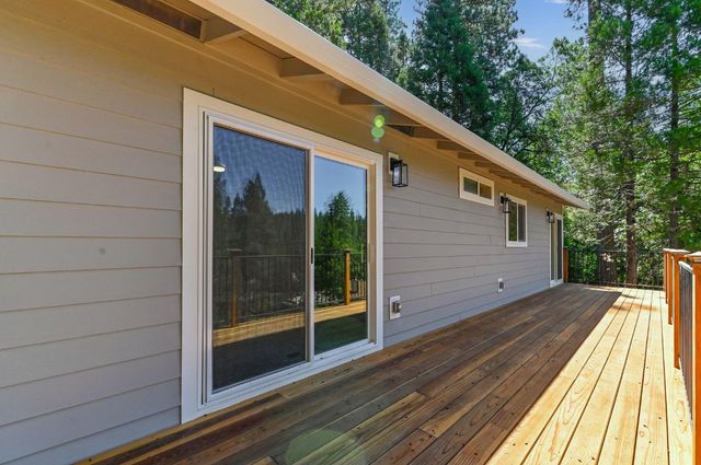 24291 Carson Dr, Pioneer, CA 95666