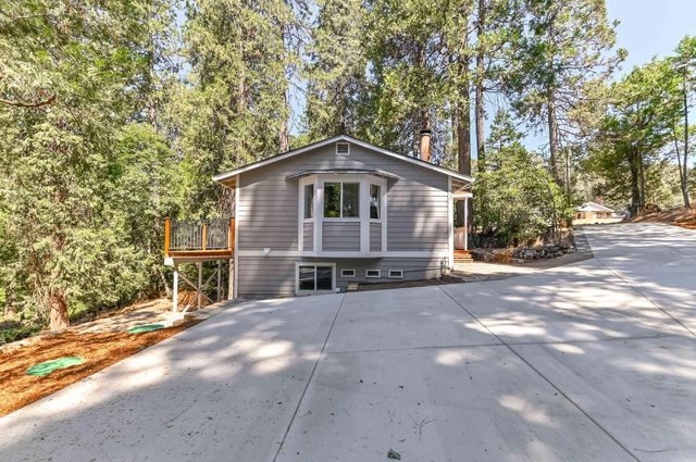 24291 Carson Dr, Pioneer, CA 95666