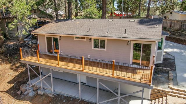 24291 Carson Dr, Pioneer, CA 95666