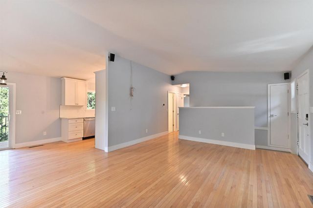 24291 Carson Dr, Pioneer, CA 95666